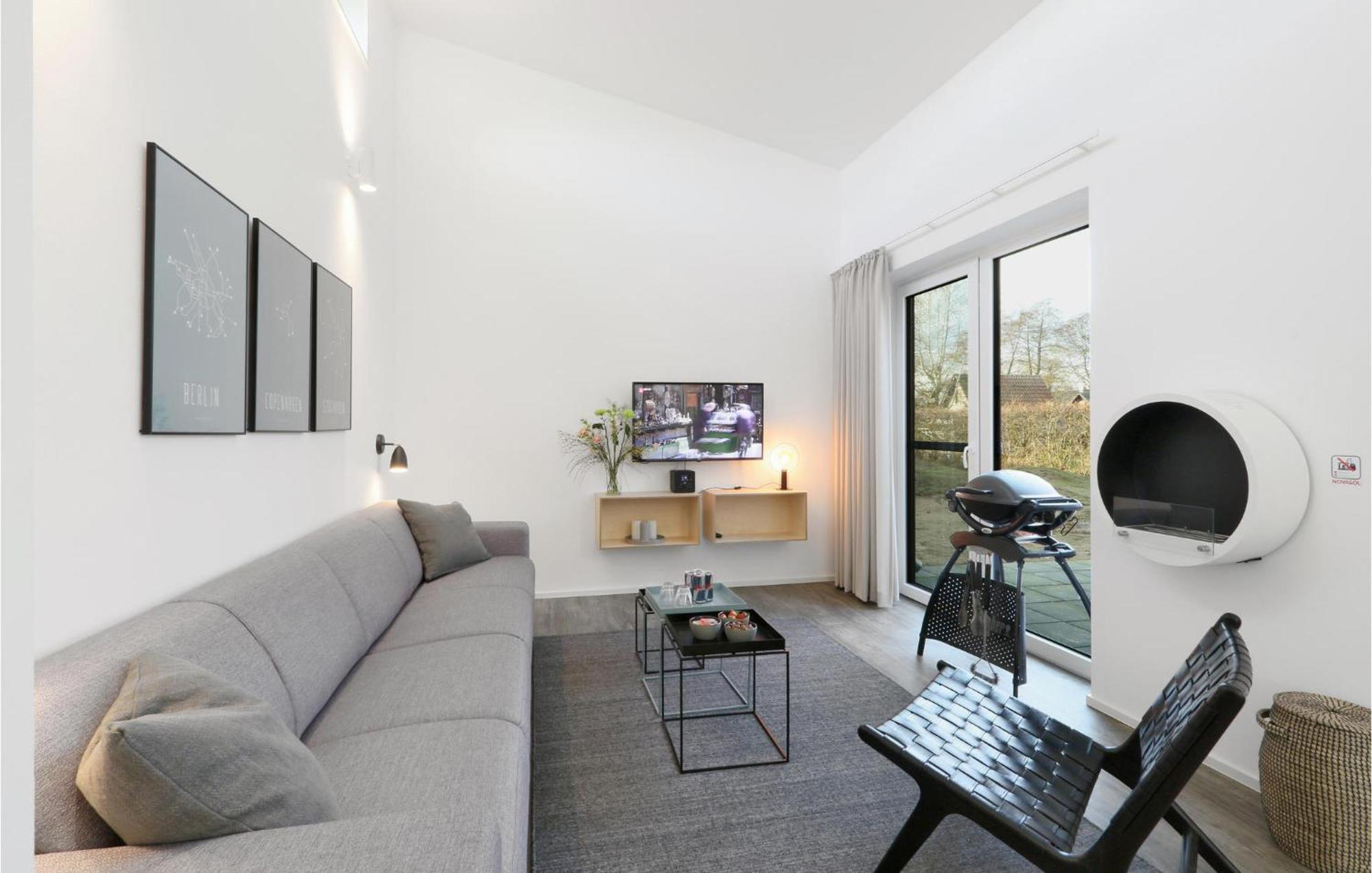 Beach Front Home In Lembruch-Duemmer See With Wifi Bagian luar foto