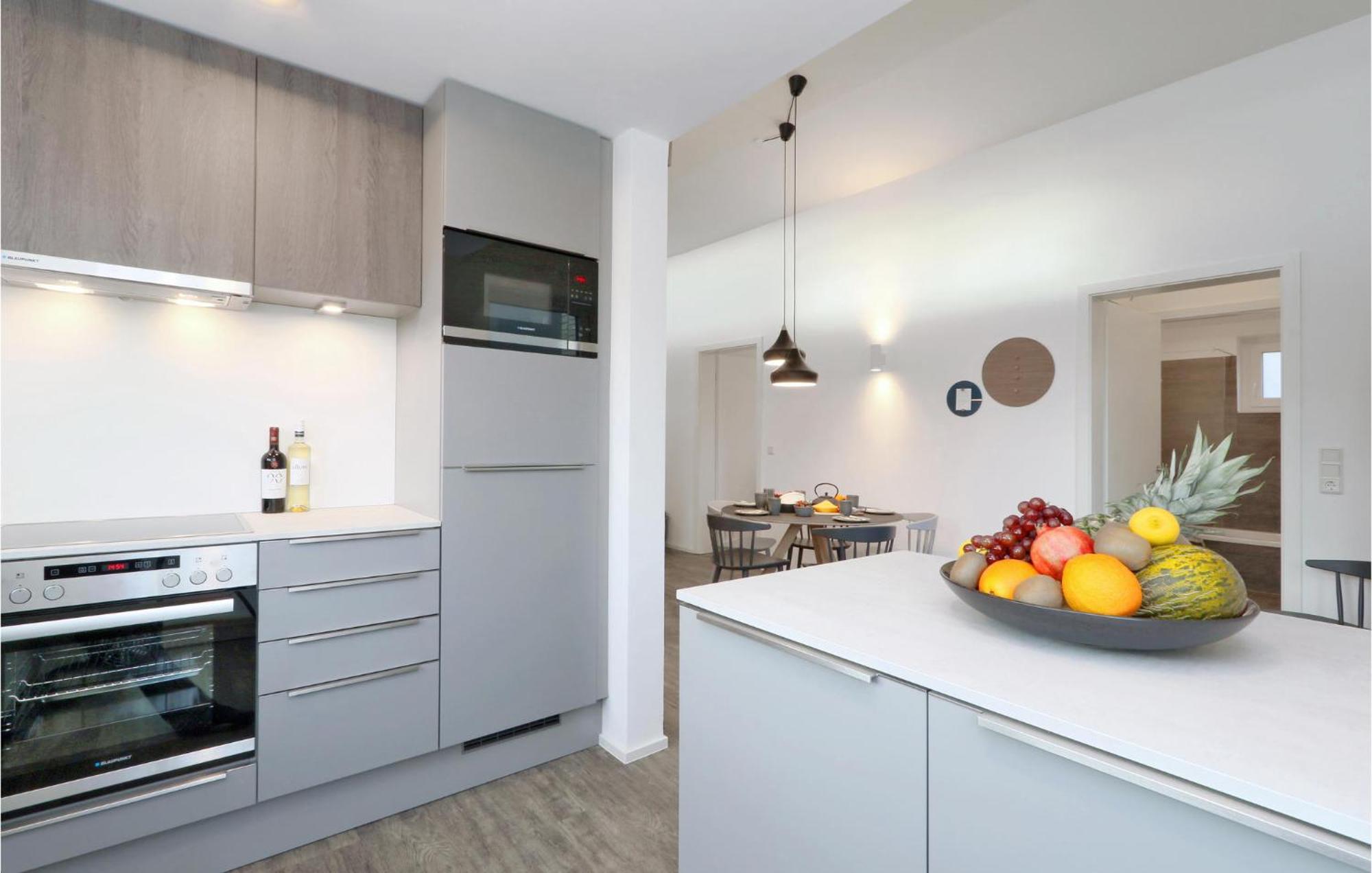 Beach Front Home In Lembruch-Duemmer See With Wifi Bagian luar foto