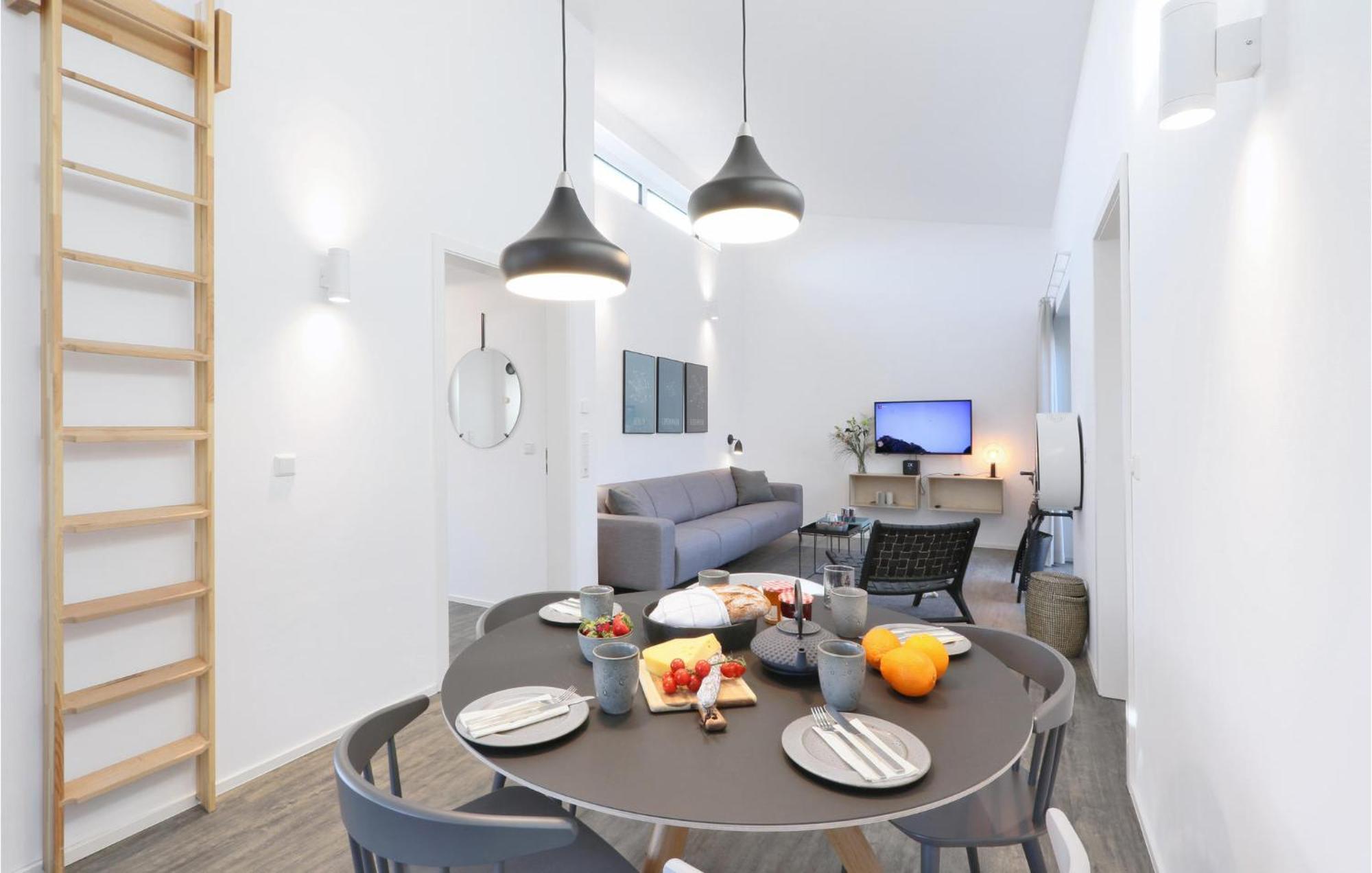 Beach Front Home In Lembruch-Duemmer See With Wifi Bagian luar foto